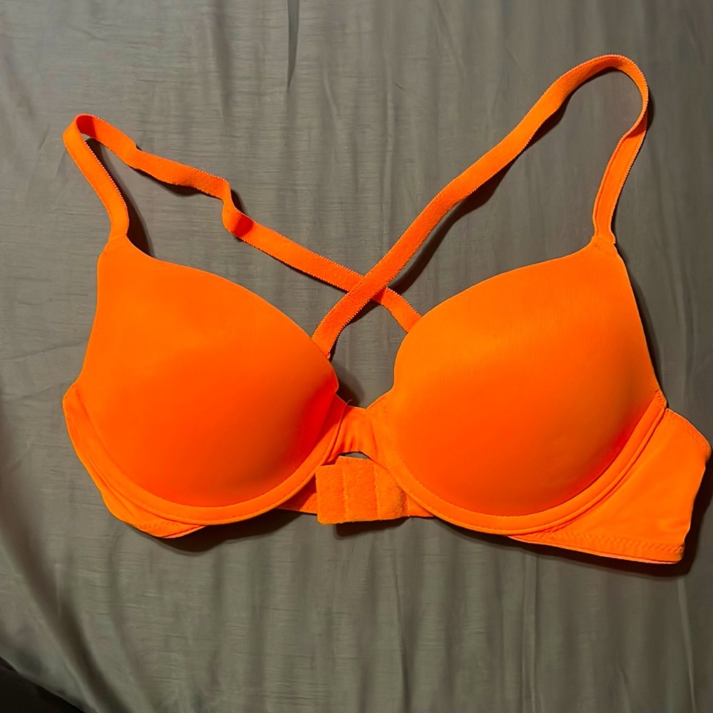 PINK push-up bra